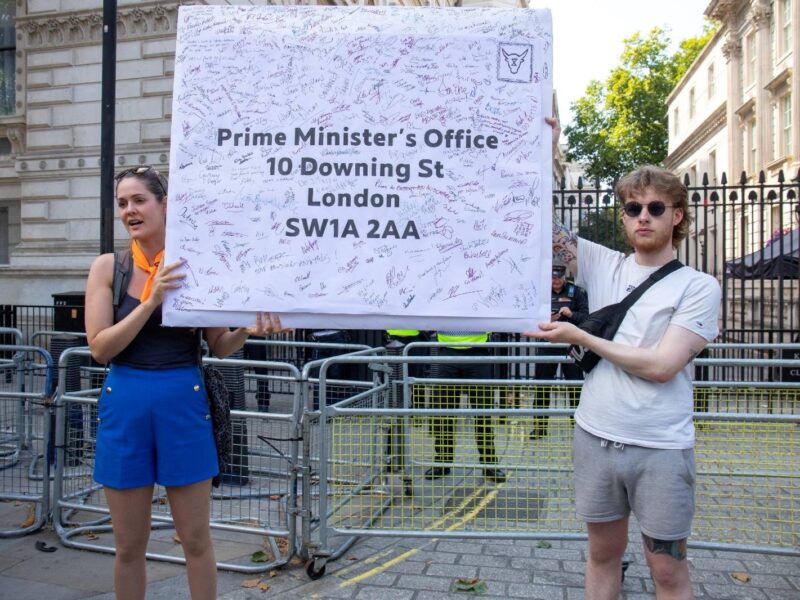 Supporters of Animal Rebellion Deliver Demands For a Plant-Based Future To Downing Street